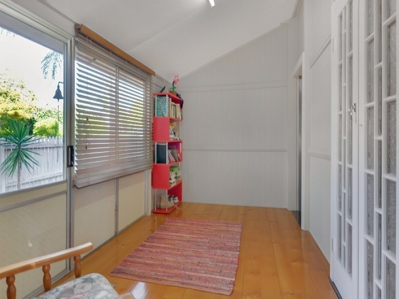 80 Woodend Road, Woodend QLD 4305
