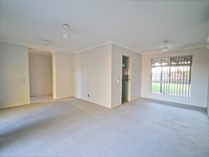 12 Peppercorn Place, Flinders View QLD 4305