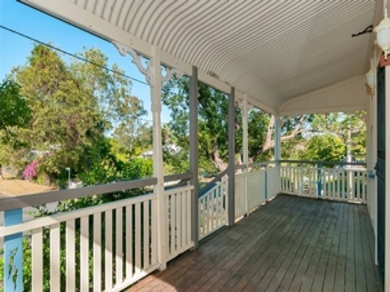 12 Bowen Street, Woodend QLD 4305