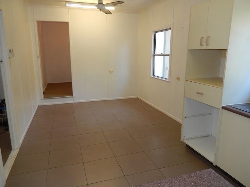 50 Margaret Street, Silkstone QLD 4304