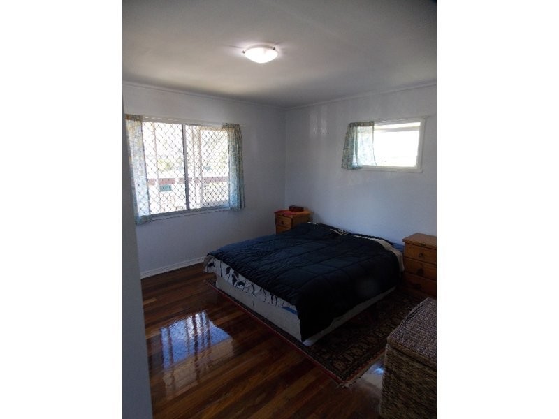 17 May Street, Leichhardt QLD 4305