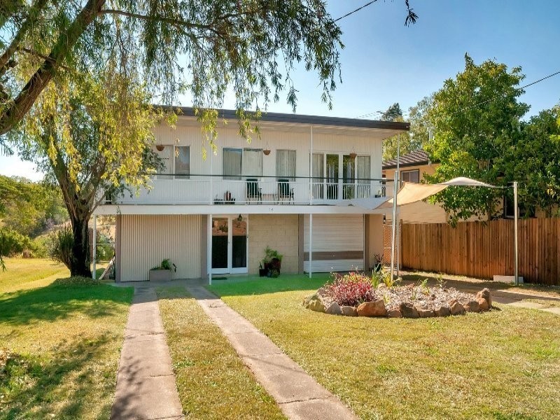 16 Farr Street, East Ipswich QLD 4305