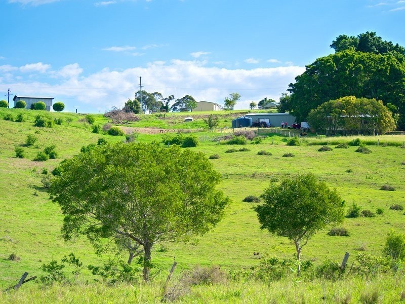 323 – 325 Tallegalla Two Tree Hill Road, Marburg QLD 4346