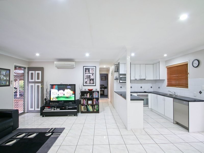 4 George Street, Tivoli QLD 4305
