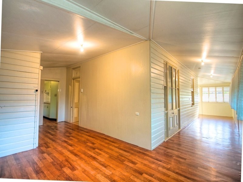 46 Warwick Road, Ipswich QLD 4305