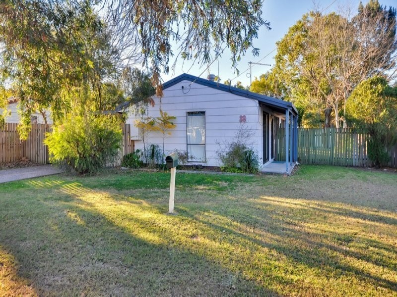 38 Phyllis Street, Eastern Heights QLD 4305