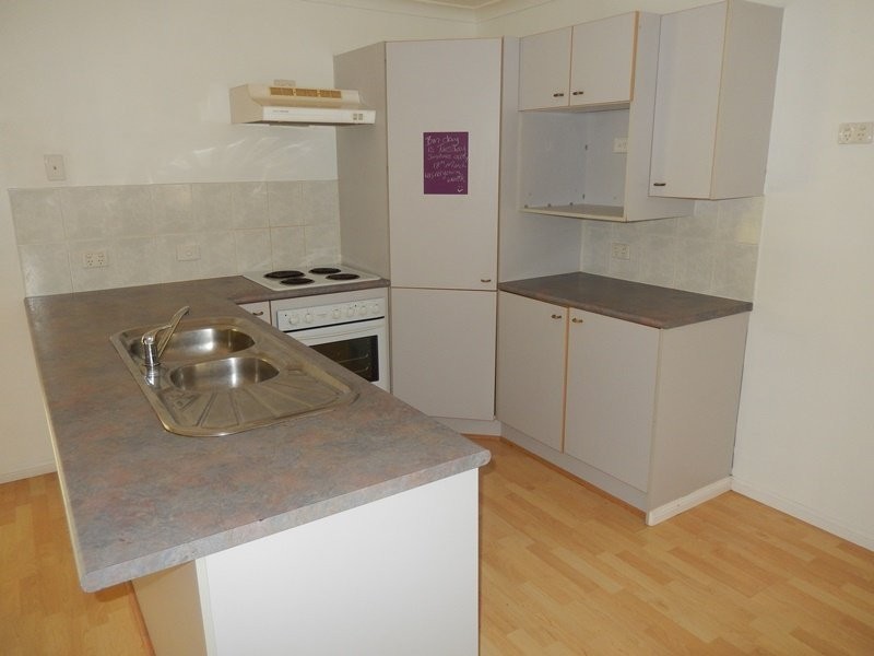 44 Cowley Drive, Flinders View QLD 4305