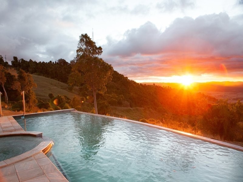351 Freeses Road, Glamorgan Vale QLD 4306