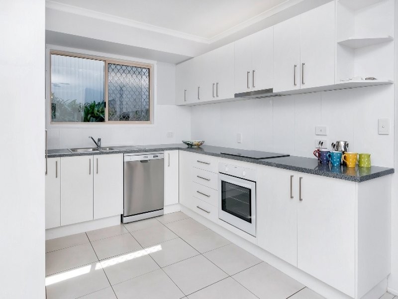 10 McMillan Street, Churchill QLD 4305