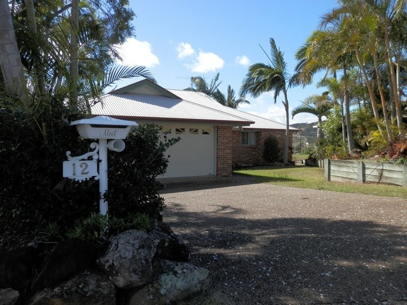 12 Banksia Court, Lowood QLD 4311