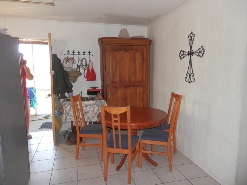 86 Stafford Street, Silkstone QLD 4304