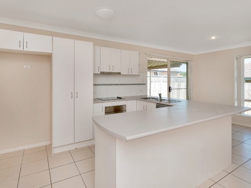44 Brittany Crescent, Raceview QLD 4305