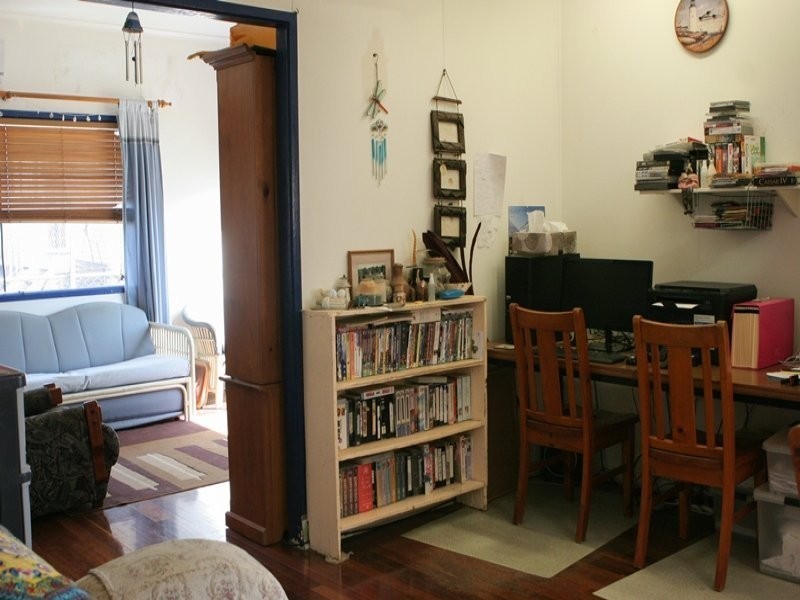 33 Gilmore Street, Leichhardt QLD 4305