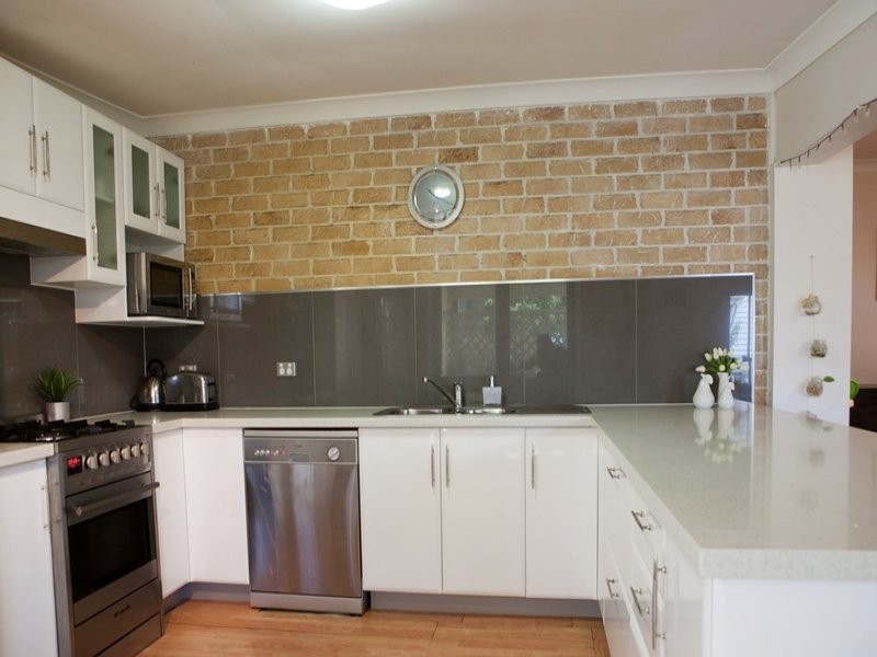 13 Smith Street, North Ipswich QLD 4305