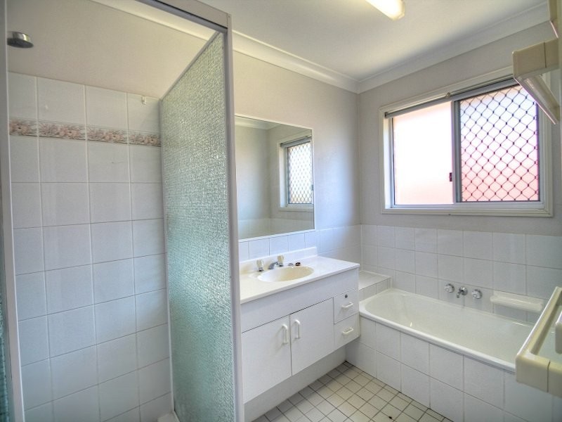 12 Peppercorn Place, Flinders View QLD 4305