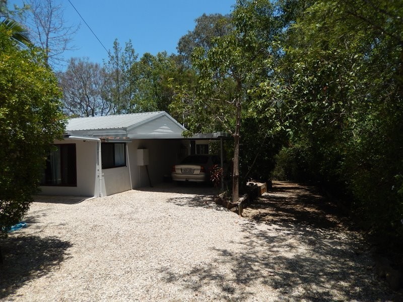 129 Riverside Avenue, Barellan Point QLD 4306