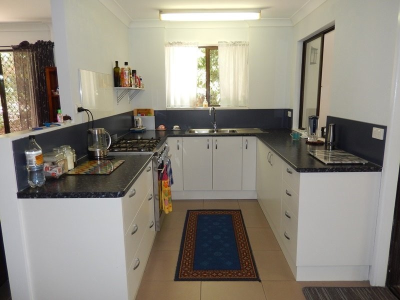 129 Riverside Avenue, Barellan Point QLD 4306