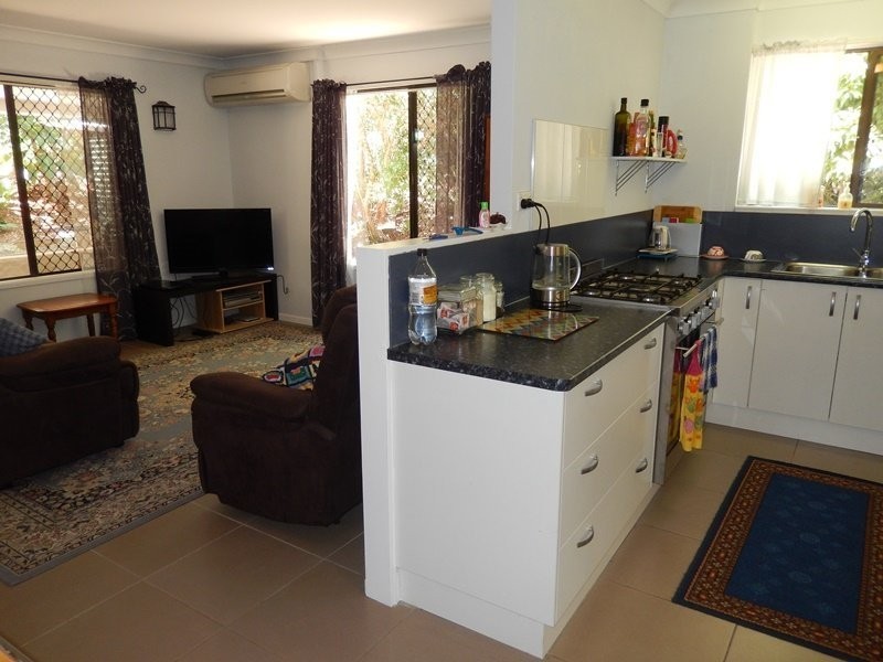 129 Riverside Avenue, Barellan Point QLD 4306