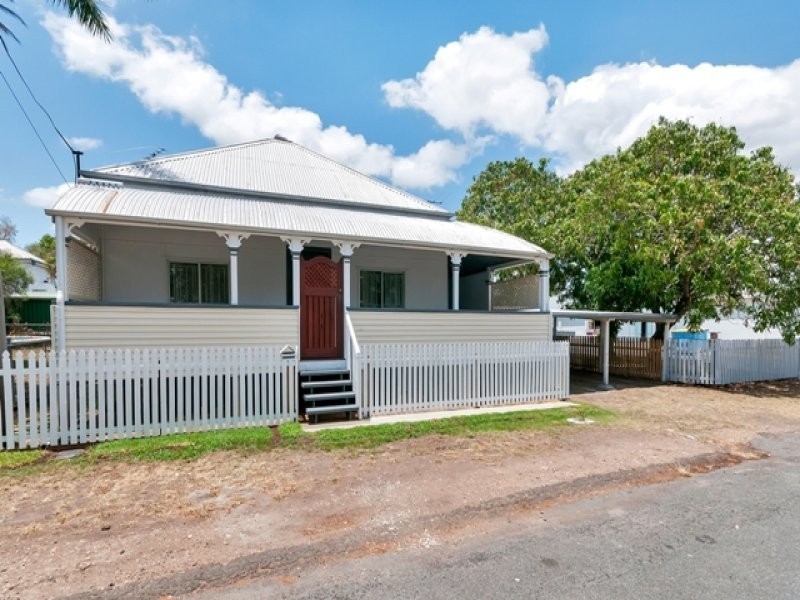 1 Colvin Street (Cnr Lowry lane), North Ipswich QLD 4305