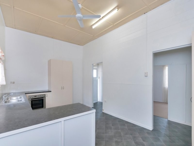 1 Colvin Street (Cnr Lowry lane), North Ipswich QLD 4305