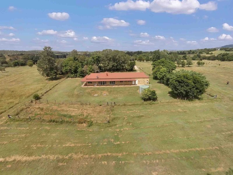 71 Theuerkaufs Road, Fairney View QLD 4306