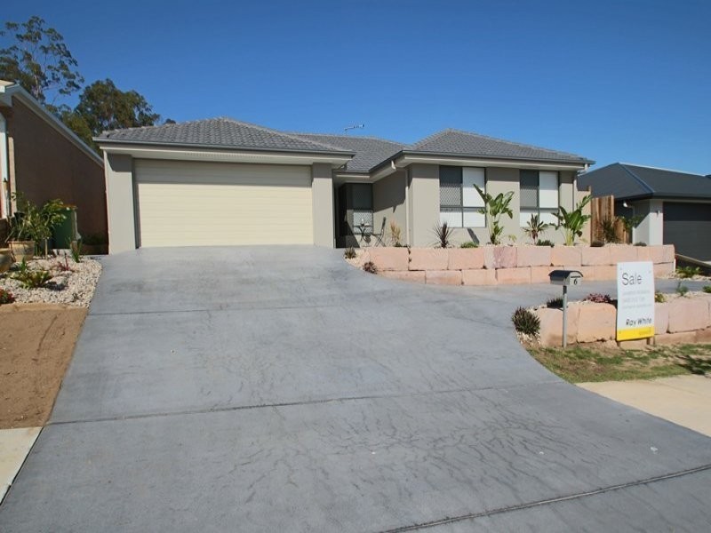 6 Cowie Street, Deebing Heights QLD 4306