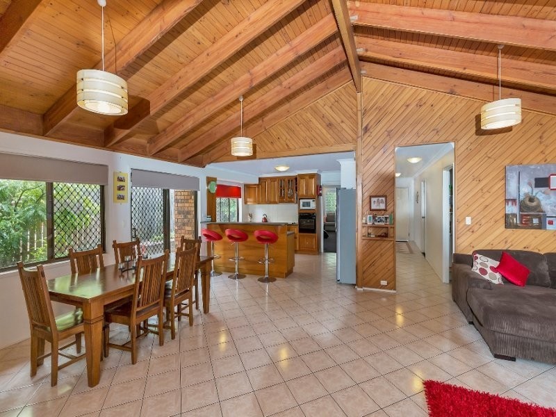 169 Whitehill Road, Raceview QLD 4305