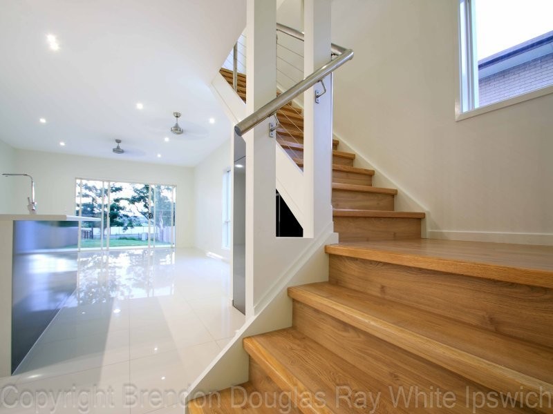 6b Willow Road West, Redbank Plains QLD 4301