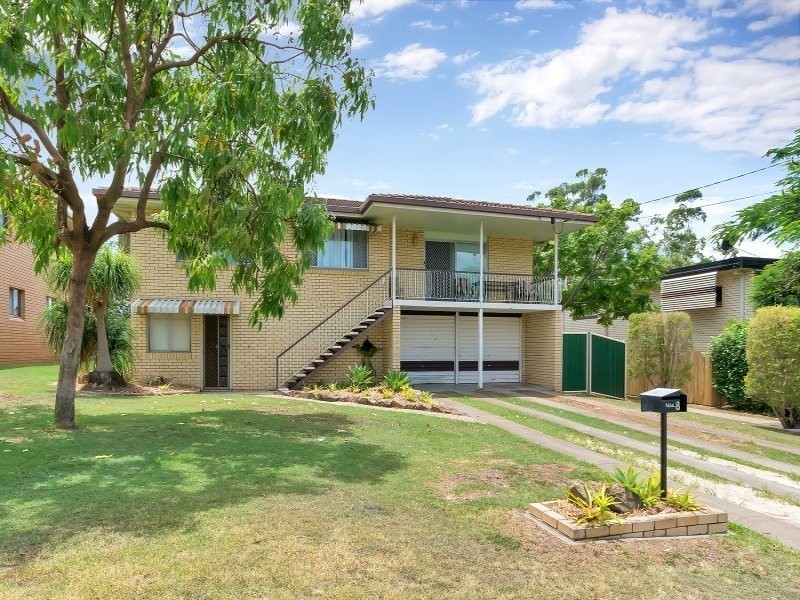 8 Butler Street, Raceview QLD 4305