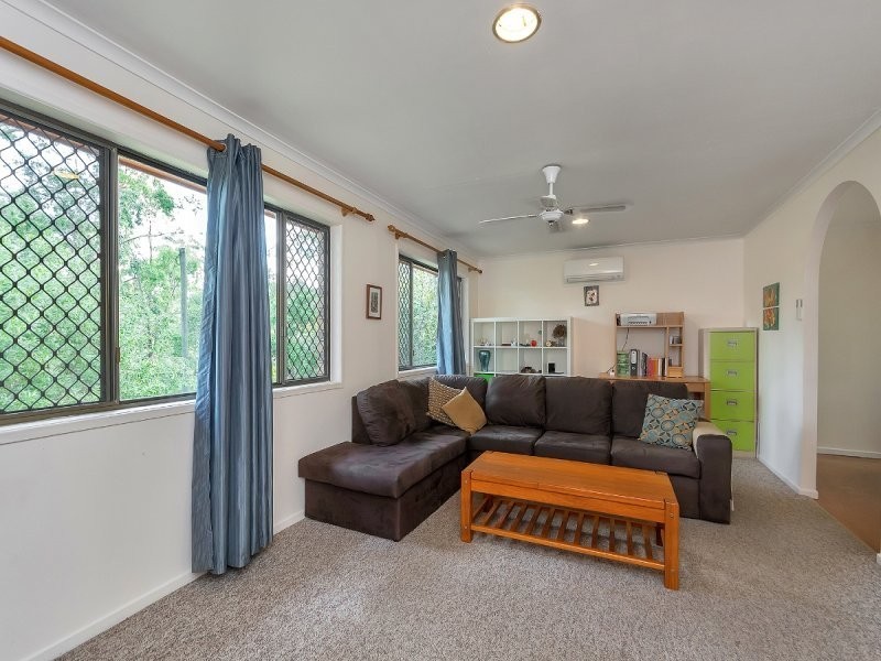 18 Elaine Street, Karalee QLD 4306