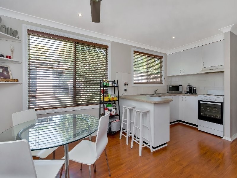 21 Sealy Street, Silkstone QLD 4304