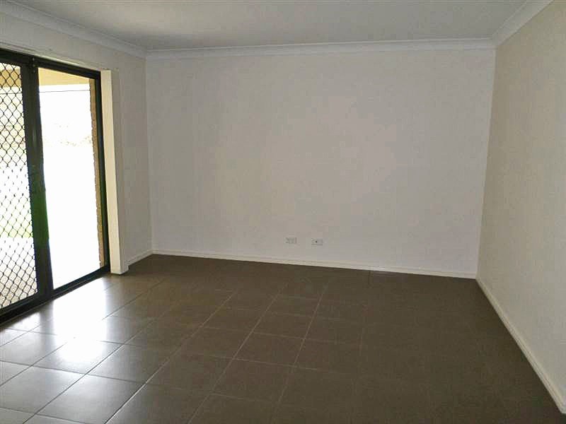 Flinders View QLD 4305