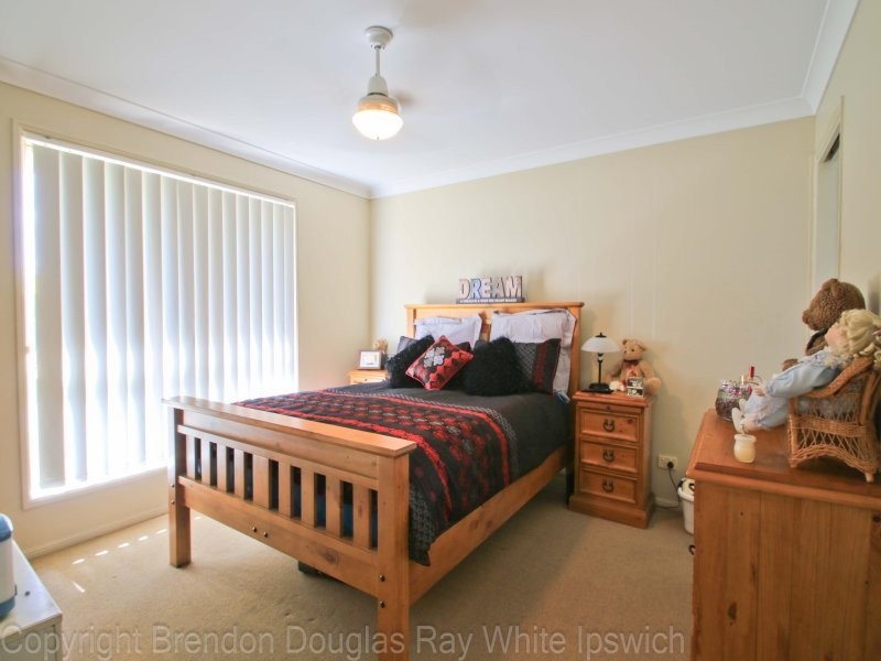 28 Banksia Drive, Raceview QLD 4305