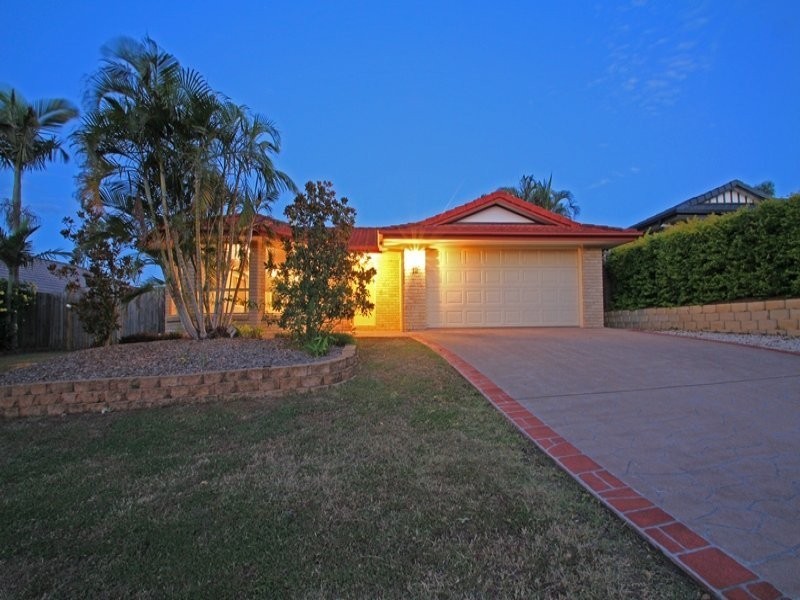 12 Calverton Court, Brassall QLD 4305