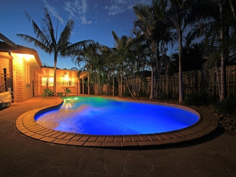 12 Calverton Court, Brassall QLD 4305