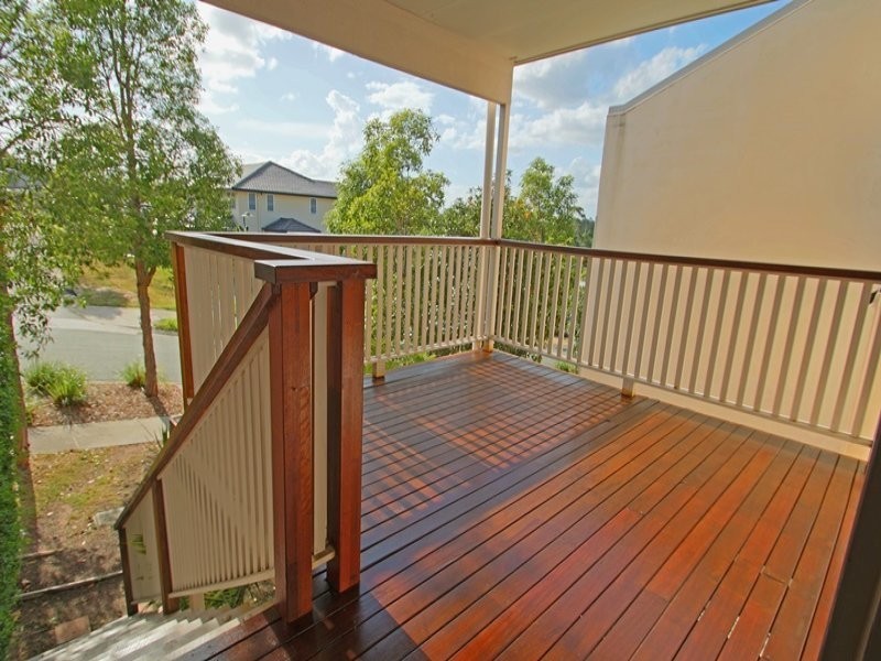 11 Creekside Drive, Springfield Lakes QLD 4300
