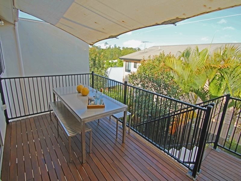 11 Creekside Drive, Springfield Lakes QLD 4300