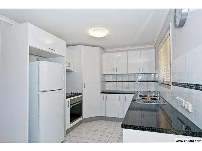 8 Deidre Ann Street, Raceview QLD 4305