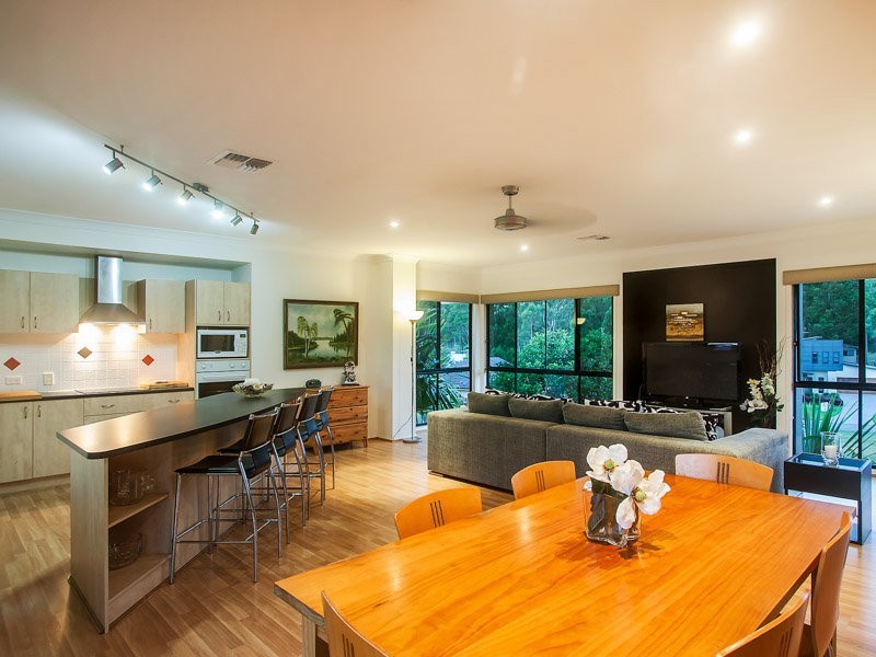 9 Coogara Court, Brookwater QLD 4300