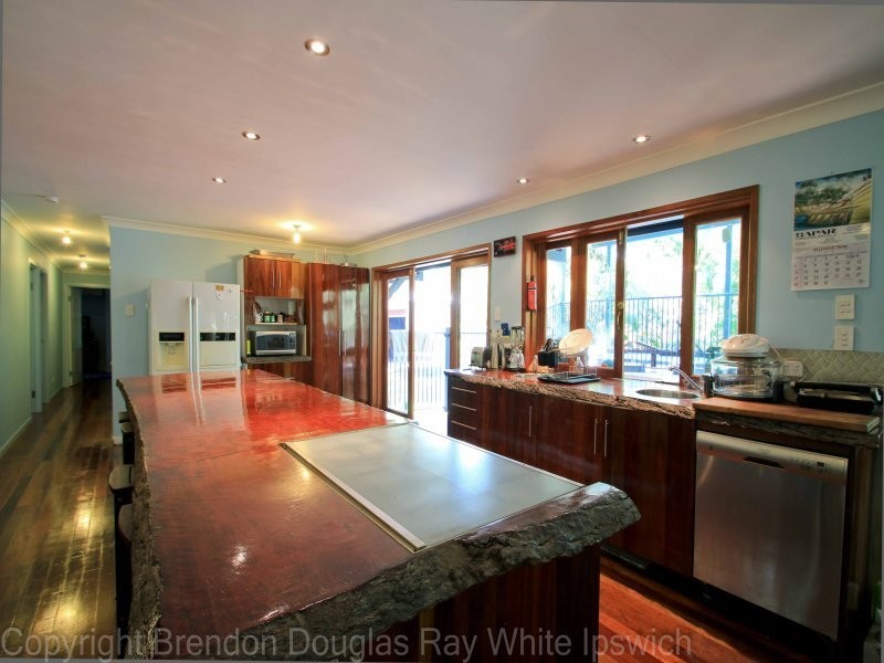 9 Voyager Drive, Karalee QLD 4306