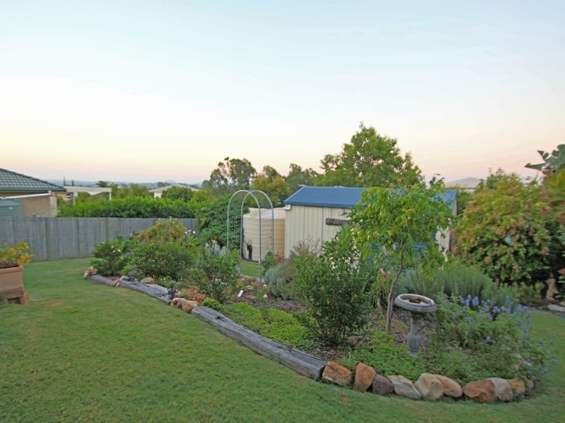 59 Willowtree Drive, Flinders View QLD 4305