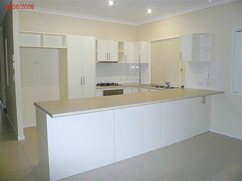 Flinders View QLD 4305