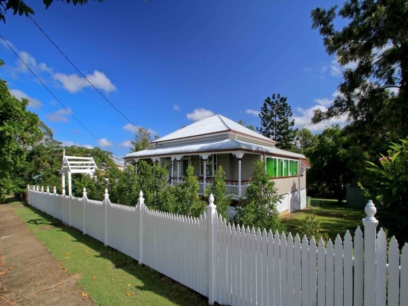 101 Pine Mountain Road, Brassall QLD 4305
