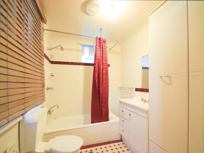 101 Pine Mountain Road, Brassall QLD 4305