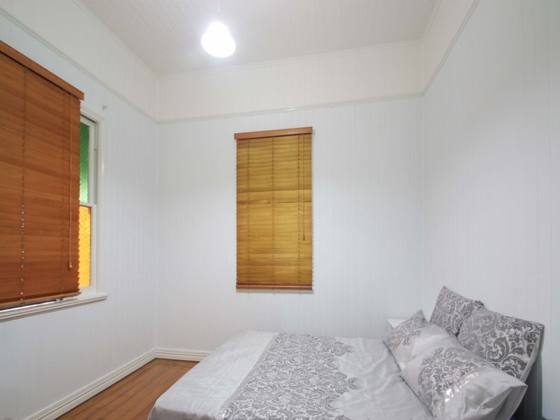 101 Pine Mountain Road, Brassall QLD 4305