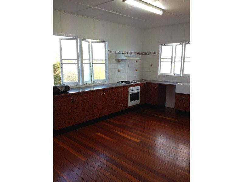 19 Hill Street, North Ipswich QLD 4305
