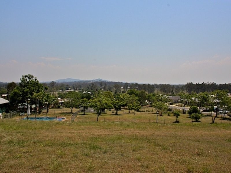 97 Schmidt Road, Fernvale QLD 4306