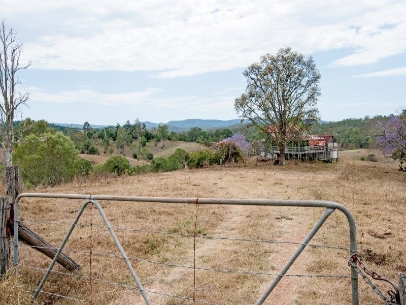 563 Riverside Drive, Pine Mountain QLD 4306