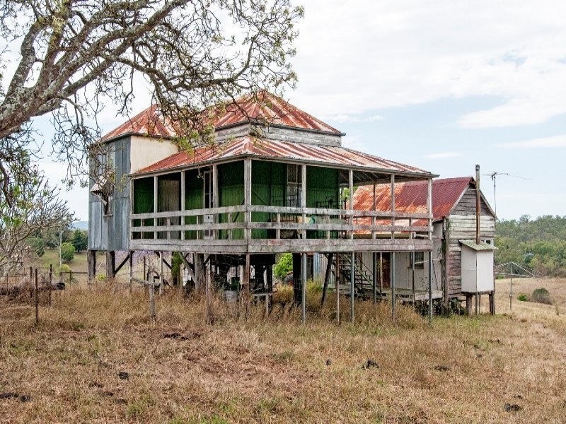 563 Riverside Drive, Pine Mountain QLD 4306