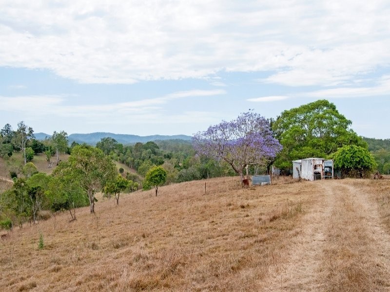 563 Riverside Drive, Pine Mountain QLD 4306